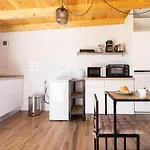 Home2book Boutique Cave Retreat, 칸델라리아