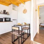 아파트 Home2book Boutique Cave Retreat,
