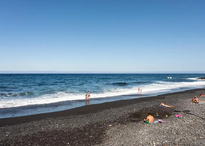 Home2book Boutique Cave Retreat,