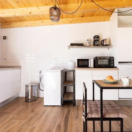 Home2book Boutique Cave Retreat, カンデラリア